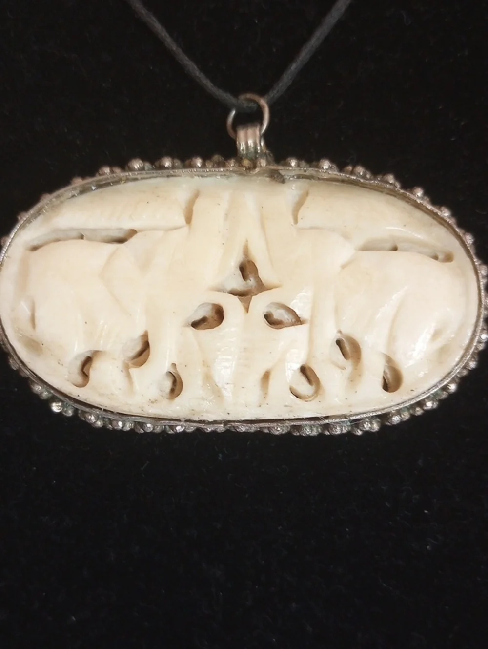 Navajo Hand Carved  Bovine Bone Lucky Elephants Pendant Black cord Necklace  26" - Picture 6 of 7